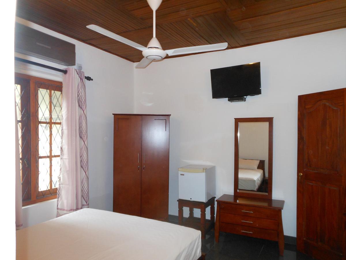 Lavender Hills Home Stay Kandy Exterior photo